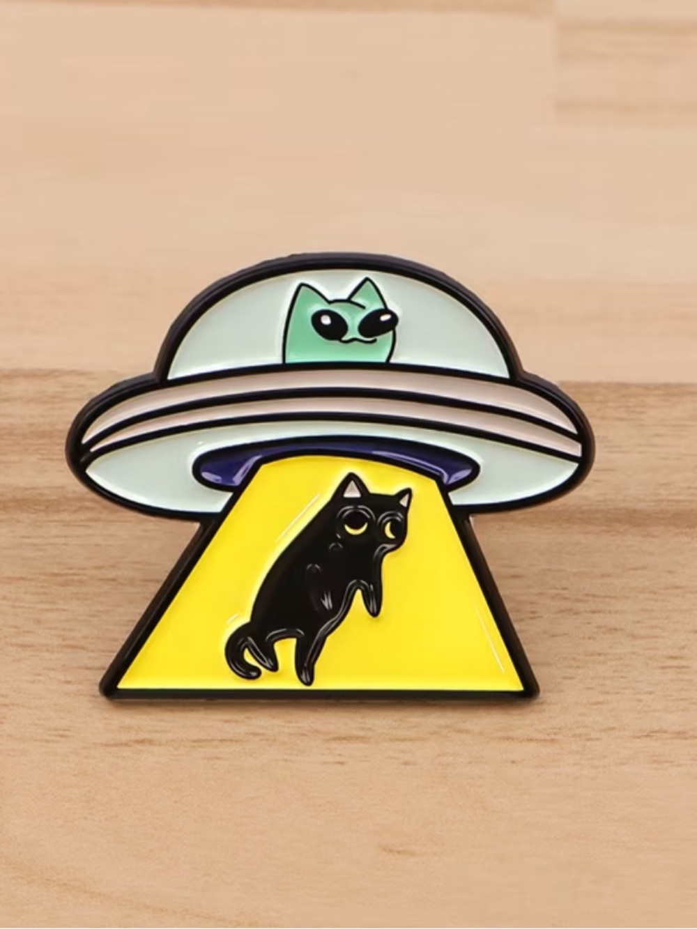 Alien UFO Cat Enamel Pin - Black & Yellow